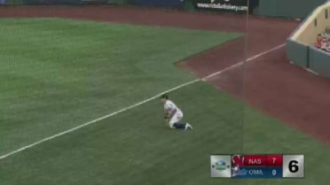Omaha's Burns makes great catch