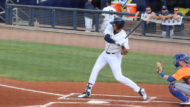 Stone Crabs Break Out with 10-4 win