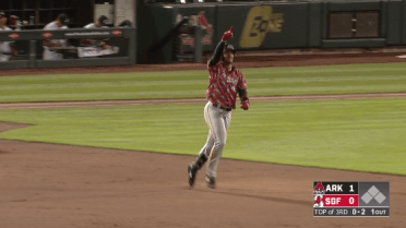 Rodríguez crushes opposite-field blast for Travelers
