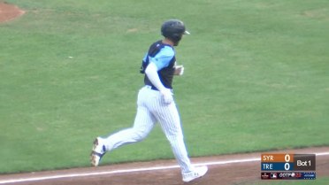 Kevin Smith homers yet again