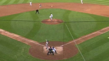 Yankees' Sauer gets a strikeout