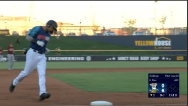 Diaz slugs two homers for Amarillo