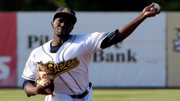 Yan twirls more hitless ball for Bees