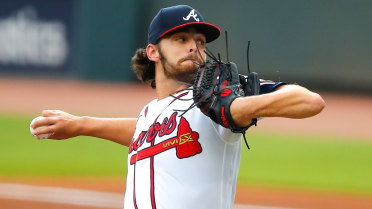 Anderson dazzles in big league debut for Braves