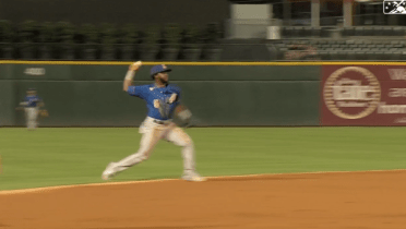 Bulls' Bruján makes play in the hole