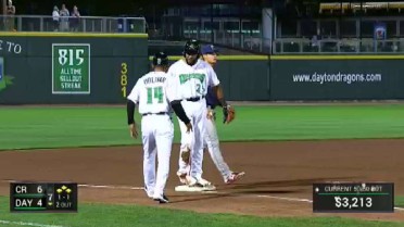Crook doubles in go-ahead run for Dayton