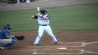 Casteel goes yard in the 1st for Arkansas