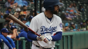 Dodgers Blast Seven Homers in 20-9 Win