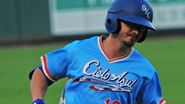 McKinstry Sends Dodgers to Walk-Off Win