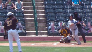 Twins' Steer hits two homers for Kernels