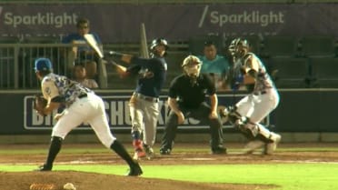 Braves' Shewmake homers over foul pole