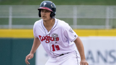 Noda stays hot, but Captains win in 10th