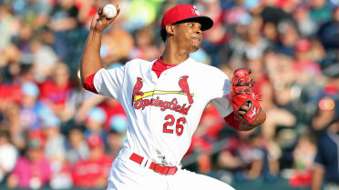 Cardinals' Reyes has season-ending surgery