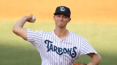 Pitchers Dominate as Offense Shines Again in 13-0 Triumph