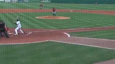 Generals' Cribbs homers as part of cycle