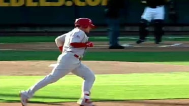Memphis' O'Neill hits two-run shot