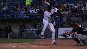 Gwinnett's Camargo evens the score with homer