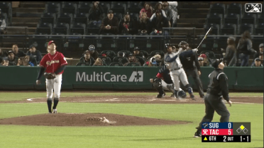 Leon blasts two-run shot for the Space Cowboys
