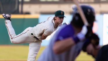 Quinn Priester's dominant start leads Hoppers to 5th straight win