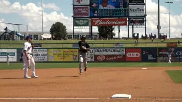 San Antonio's Abrams leaves the yard