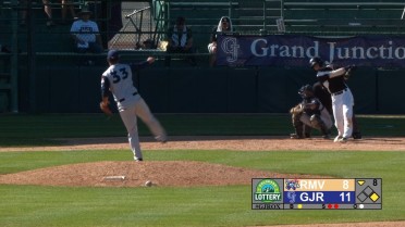 Rockies' Doyle smacks two long balls