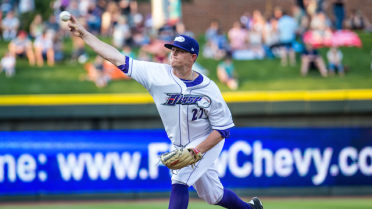 Easterling, late offense guide Dash to series win