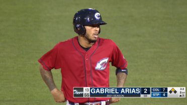Indians' Arias rips 7th homer for Clippers