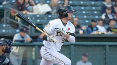 Parker makes noise in Bees' milestone