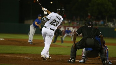 Peña, Shaw power River Cats past Missions