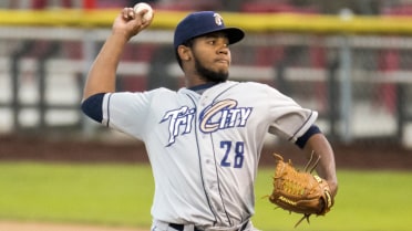 Dust Devils' Ramirez fans 10 in one-hit gem