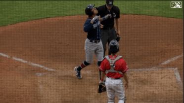 Vientos goes yard for Rumble Ponies