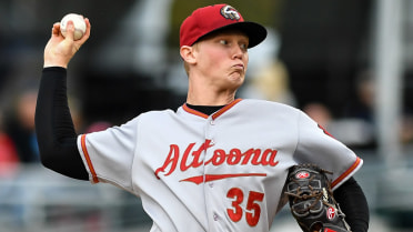 Altoona's Keller captures pitching honor
