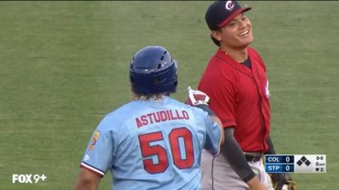 Willians Astudillo hustles into second and avoids tag