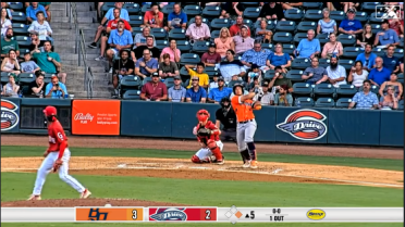 Hernandez clubs a pair for Hot Rods