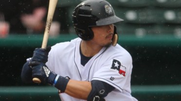 Missions' Hiura bops pair of dingers