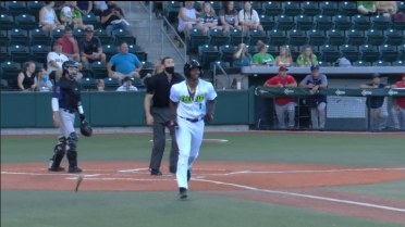 Marco Luciano crushes his first High-A homer