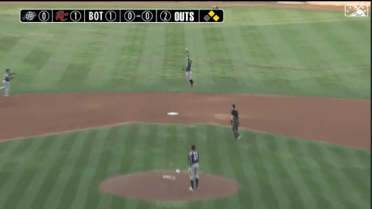 Ramos drives in a run for River Cats