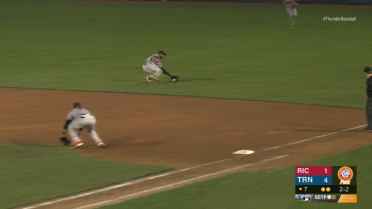 Flying Squirrels' Miller makes terrific play