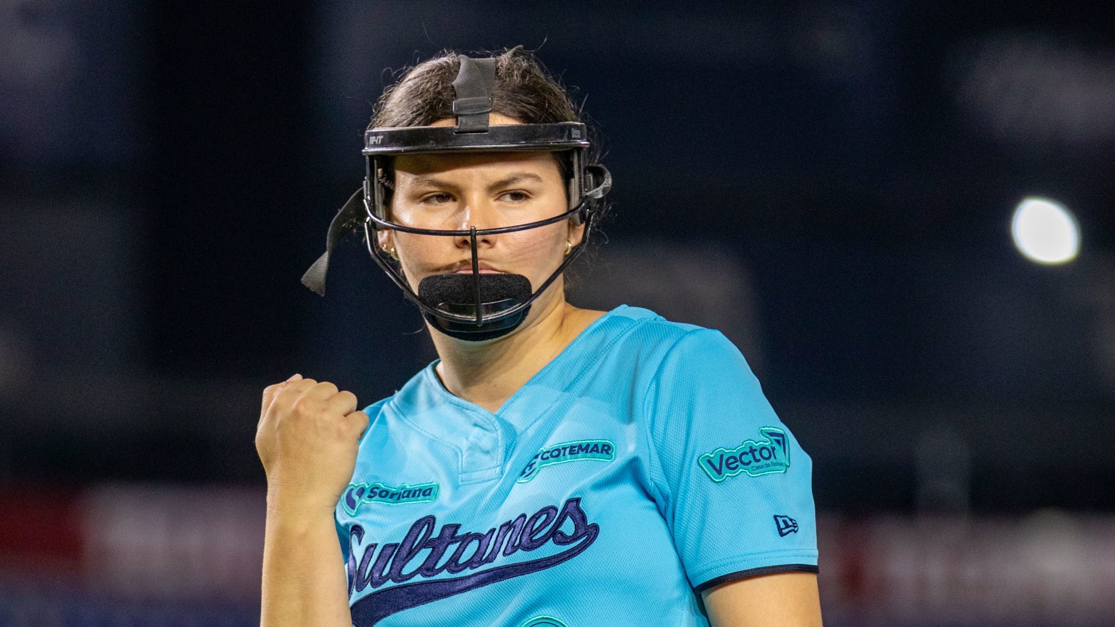 Sultanes Femenil Vencen A Diablos Femenil En Primer Juego De La Serie