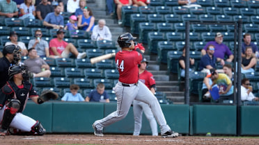 Thayron Liranzo homers in his second straight game