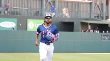 Comets Erase Five-Run Deficit to Defeat Las Vegas, 8-6