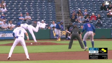 Cubs No. 4 prospect Moisés Ballesteros' three-run HR