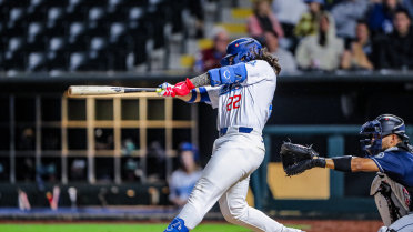 Chavis Completes Comets Comeback in 6-5 Walk-Off Win