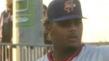 Jarlin Susana fans 10 over 4 2/3 innings of work