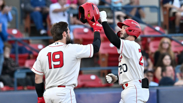 Longwell's Longballs Lead Indians Past C's