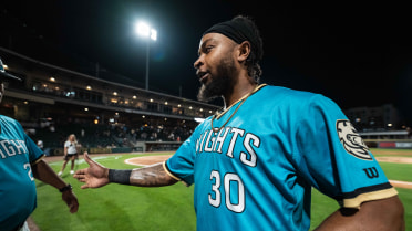 Julks Smokes Walk-Off Single in Thrilling 9-8 Knights Win