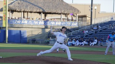 Dominant Doubleheader Sweep Pulls Shuckers Into First-Place Tie