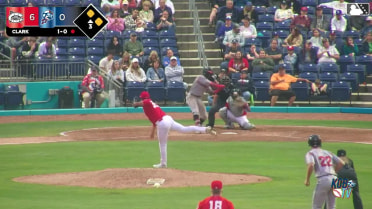 Jesús Mae's two-run double