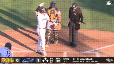 Joe Mack's solo homer