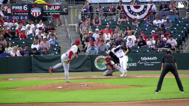 Andres Valor crushes a two-run home run
